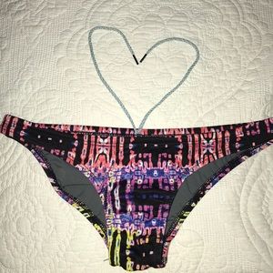 Mallyce x Jolyn Bali printed bottoms